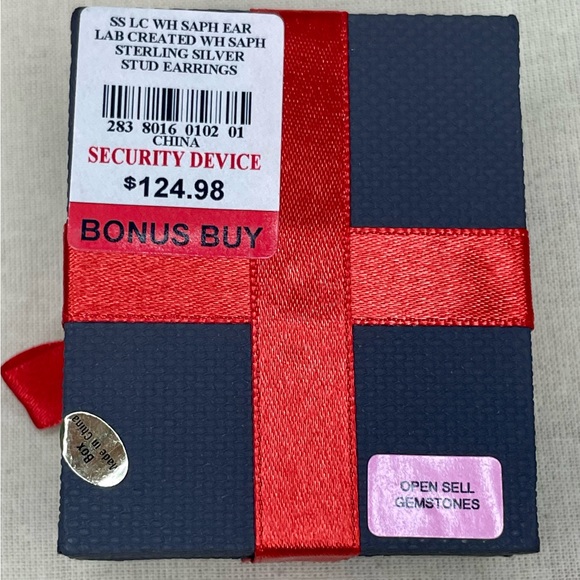 ❤️❤️NEW in box Lab Created White Sapphire Studs❤️❤️9mm - Picture 5 of 6